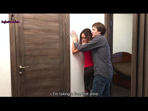 ❤️ Sexy Realtor E fa'a'ono'o I lana Pusi ma Fuga A'o Fa'atauina Lona Fale - Krempai ️❌ Na'o le porn ❌️❤